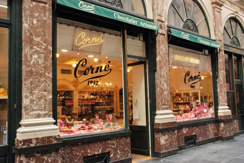 ecommerce-TOUET SUR VAR-min_chocolate_chocolaterie_shop_luxury_chic_gallery_brussels_belgium-558146